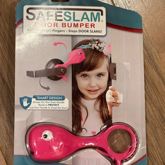 2 SafeSlam Door Stopper Protects Child Hands Dog Cat Whale Pinch Guard Pink Gray - Picture 4 of 8